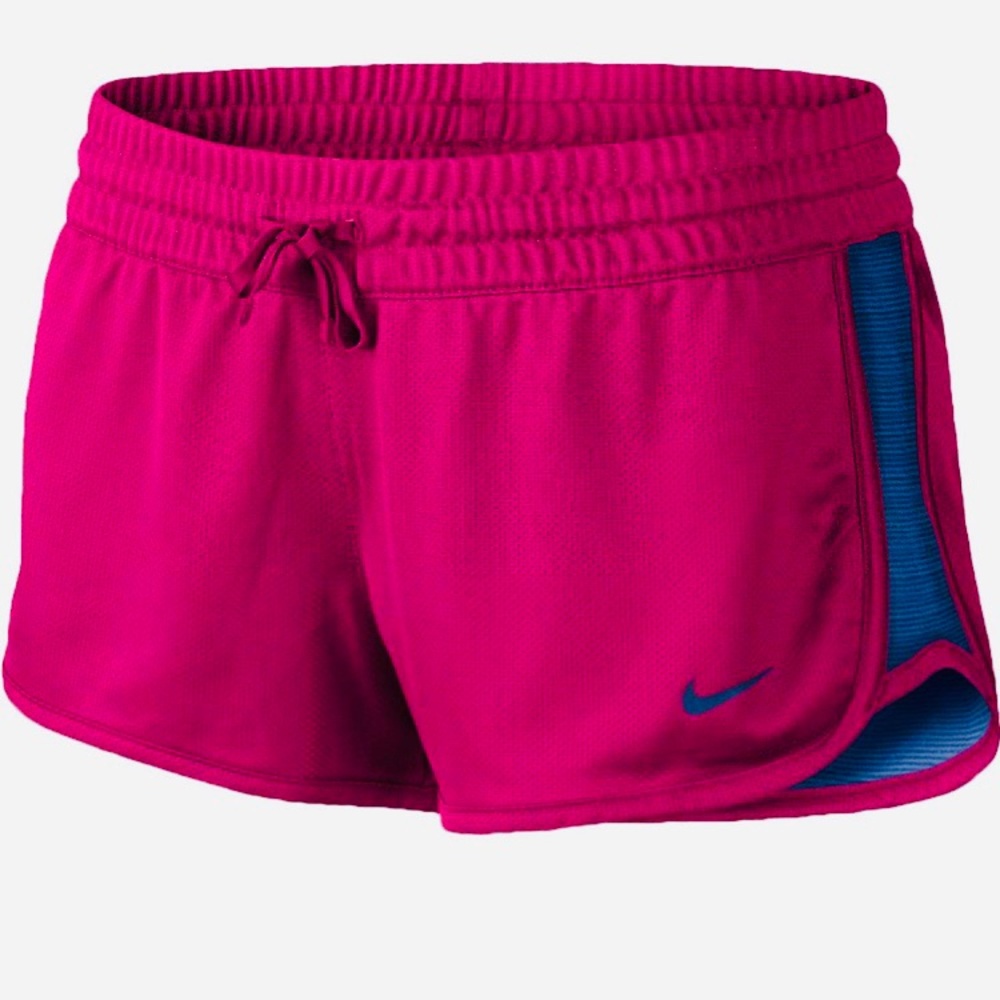 Medium Women’s Nike Reversible Shorts